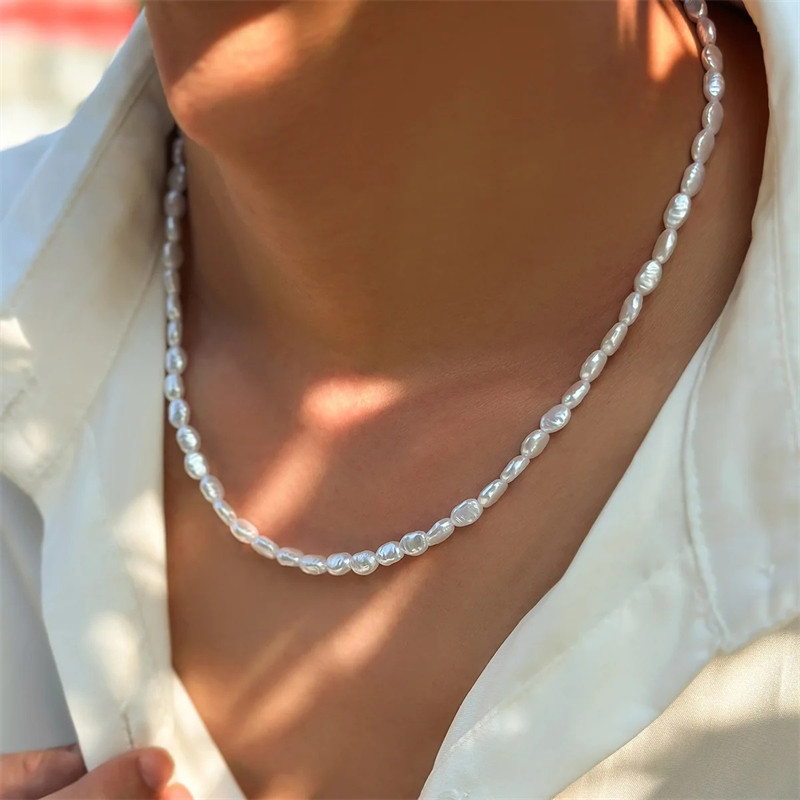 Pearl Choker Necklace Vintage - Kalung Choker Mutiara Imitasi Sederhana Modis