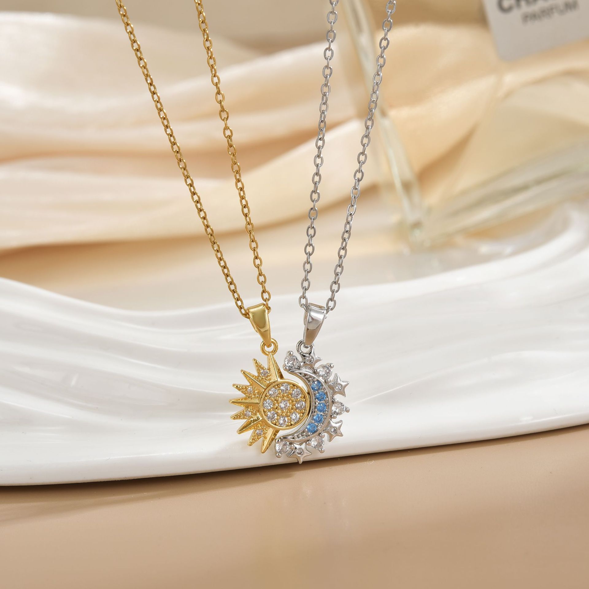 Magnetic Couple Matching Necklaces - Kalung Magnetik Pasangan Kalung Pencocokan Persahabatan