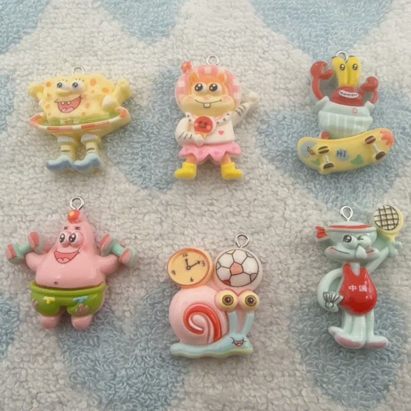 Earrings - 10 buah liontin resin kartun, anting-anting