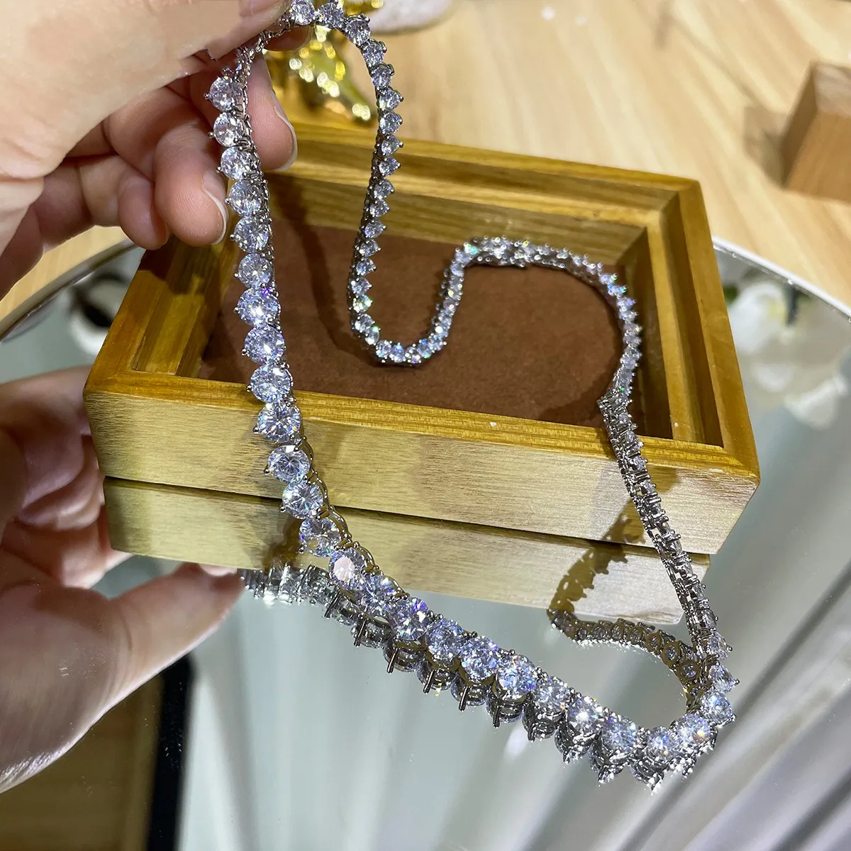 Kalung tenis 7MM desain mewah  - Cross Pendant Necklace Gold ulasan dan harga