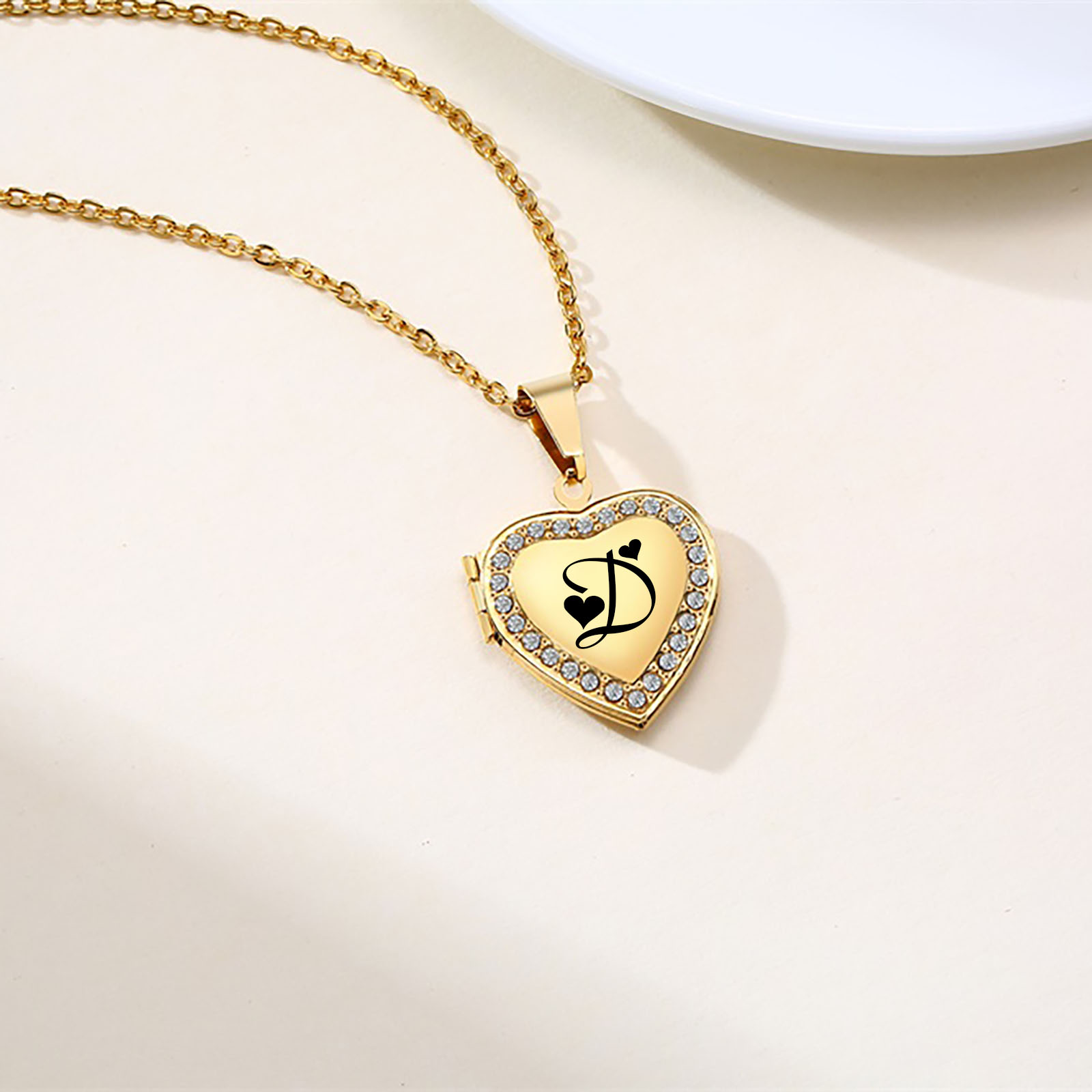 Liontin Locket Hati dengan Uki - Heart Locket Necklace Photo ulasan dan harga