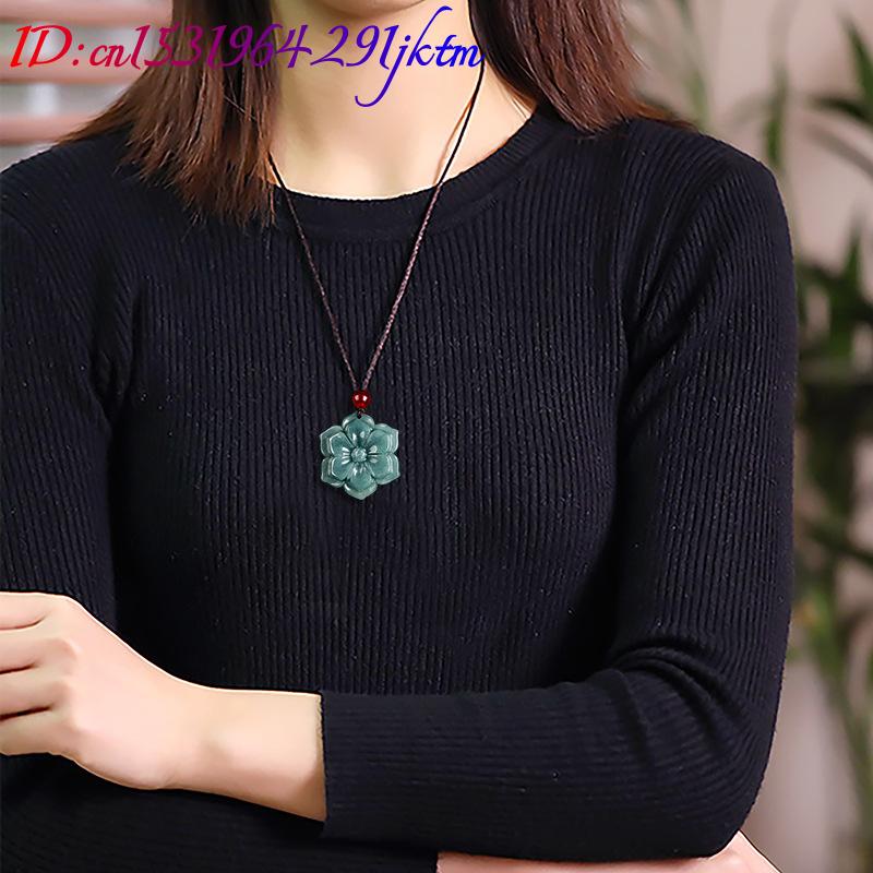 Kalung Liontin Bunga Giok Burm - Necklaces ulasan dan harga