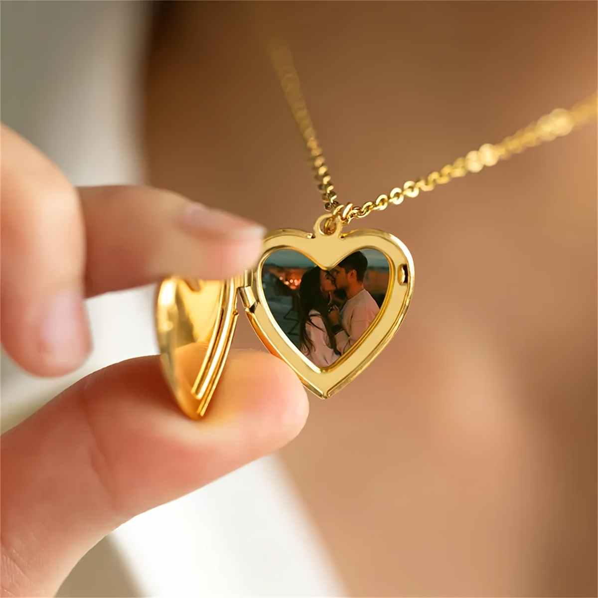 Kalung Liontin Hati 1/2 Gambar - Heart Locket Necklace Photo ulasan dan harga