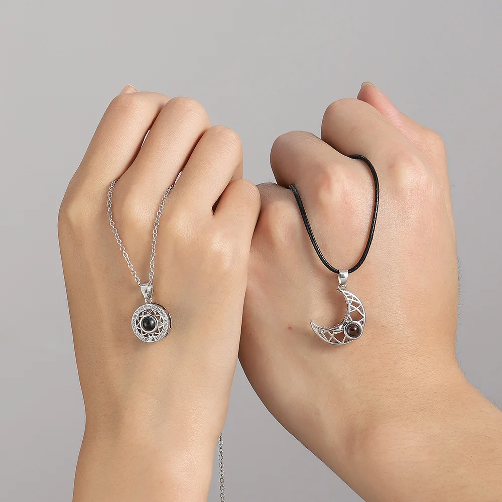 2 Buah Kalung Pasangan Magneti - Magnetic Couple Matching Necklaces ulasan dan harga