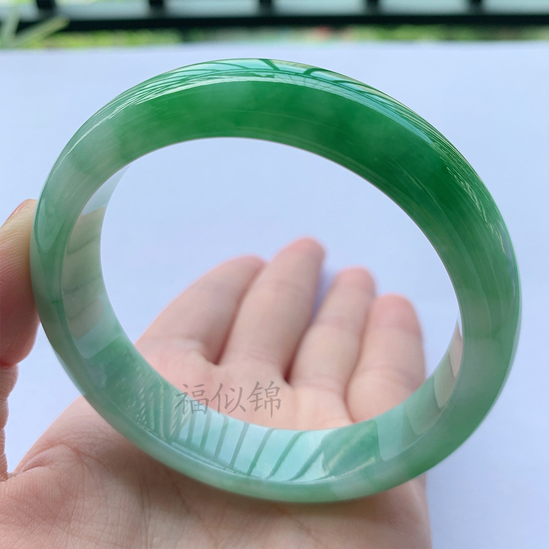 Gelang Giok Es dari Tambang La - Bracelets ulasan dan harga