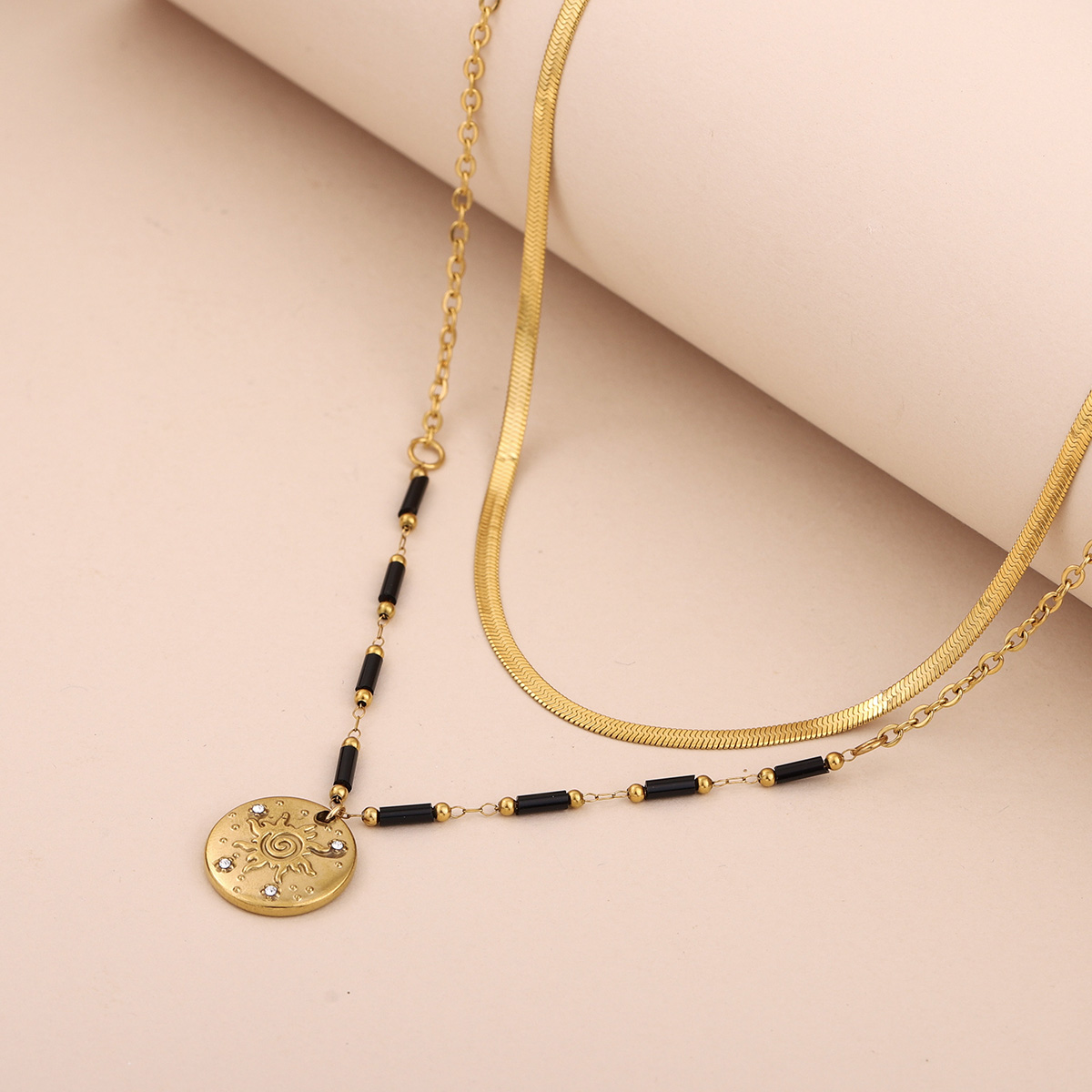Kalung Berlapis Koin Motif Mat - Layered Pendant Necklace Aesthetic ulasan dan harga