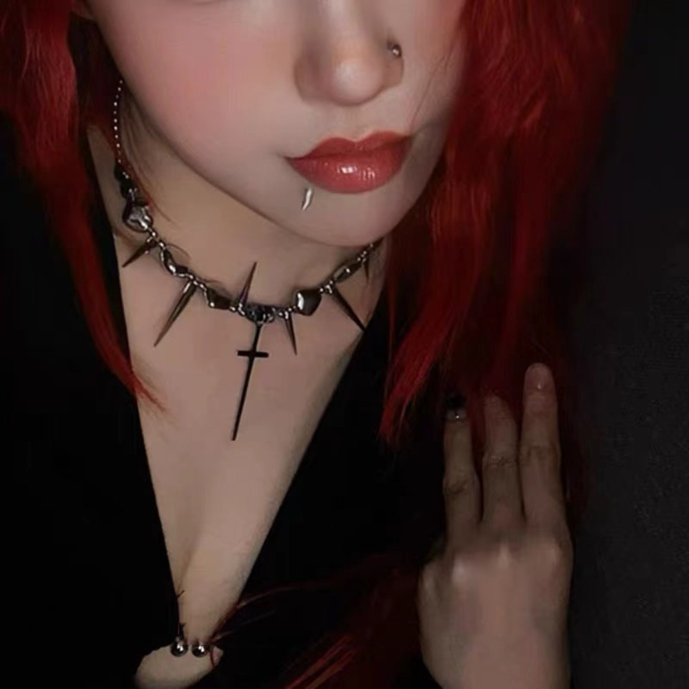 Kalung Rantai Berumbai Kristal - Goth Punk Spike Choker ulasan dan harga